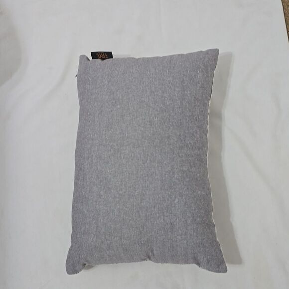 FRYE Decorative Embroidery Pillow Quilt Set gray & white - Picture 2 of 7
